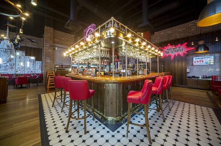 TGI Fridays White Rose